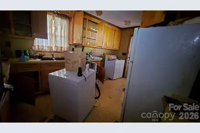 330 Brook Circle, Salisbury, NC 28147 - Photo 5