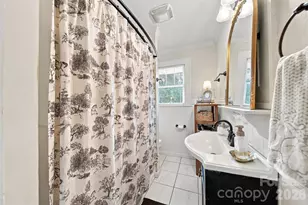 1339 5th St NE, Hickory, NC 28601 - Photo 17