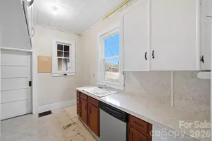208 S Myrtle School Road S, Gastonia, NC 28052 - Photo 15