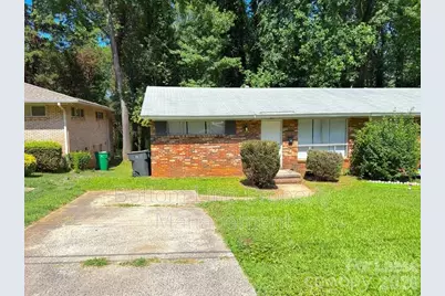 561 Blendwood Drive, Charlotte, NC 28215 - Photo 1
