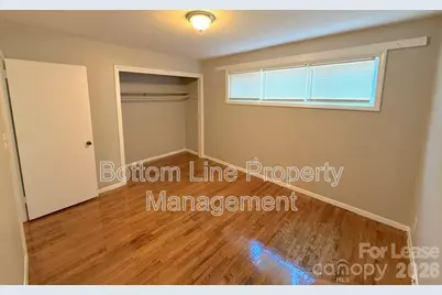 561 Blendwood Drive, Charlotte, NC 28215 - Photo 7