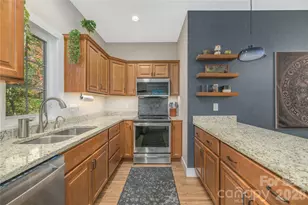 5 Goodman Rd, Asheville, NC 28804 - Photo 13