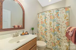 5 Goodman Rd, Asheville, NC 28804 - Photo 21