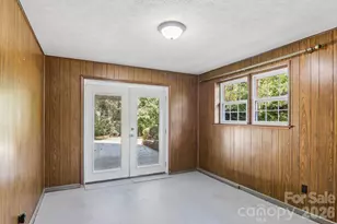 122 W Laurel Ln, Etowah, NC 28729 - Photo 35