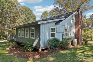 122 W Laurel Ln, Etowah, NC 28729 - Photo 9