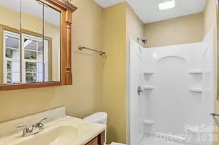 122 W Laurel Ln, Etowah, NC 28729 - Photo 27