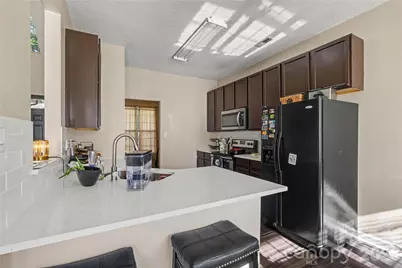8030 Shiny Meadow Drive, Charlotte, NC 28215 - Photo 17