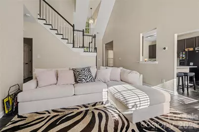 8030 Shiny Meadow Drive, Charlotte, NC 28215 - Photo 11