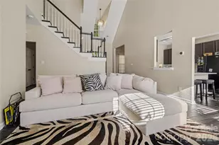 8030 Shiny Meadow Dr, Charlotte, NC 28215 - Photo 11