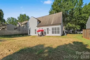 8030 Shiny Meadow Dr, Charlotte, NC 28215 - Photo 29
