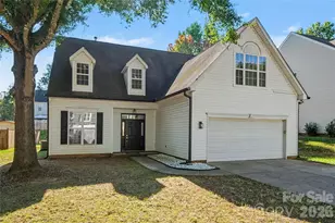 8030 Shiny Meadow Dr, Charlotte, NC 28215 - Photo 3