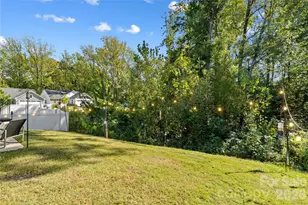 4208 Jones Crk Ln, Charlotte, NC 28215 - Photo 41