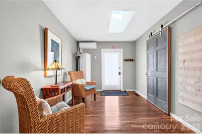 130 Center Avenue, Black Mountain, NC 28711 - Photo 11