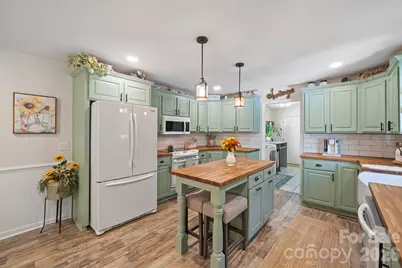 2105 Valley View Lane, Lincolnton, NC 28092 - Photo 11