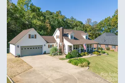 2105 Valley View Lane, Lincolnton, NC 28092 - Photo 3