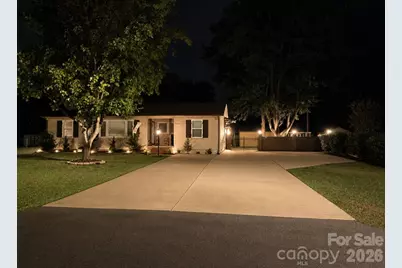 9202 Elgin Drive, Charlotte, NC 28214 - Photo 5