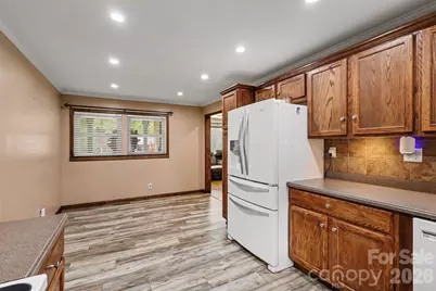 9202 Elgin Drive, Charlotte, NC 28214 - Photo 17