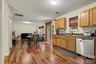 669 Lynville Ln, Rock Hill, SC 29730 - Photo 7