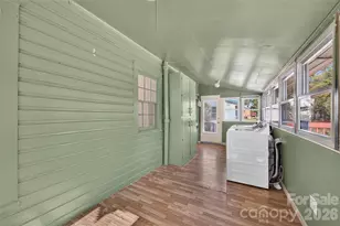 115 Spa St, Morganton, NC 28655 - Photo 25