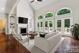 16516 Riverpointe Dr, Charlotte, NC 28278 - Photo 5
