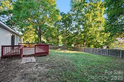 6411 Rocklake Drive, Charlotte, NC 28214 - Photo 15