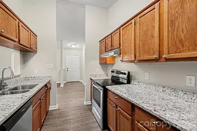 6411 Rocklake Drive, Charlotte, NC 28214 - Photo 7
