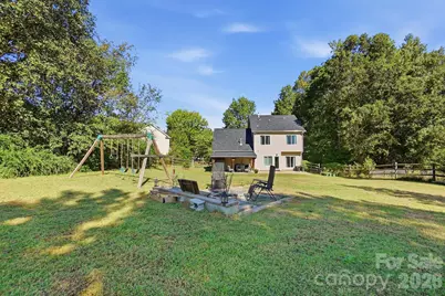 2822 Carriage Crossing Drive, Matthews, NC 28105 - Photo 35