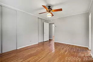 708 Montford Dr, Charlotte, NC 28209 - Photo 15