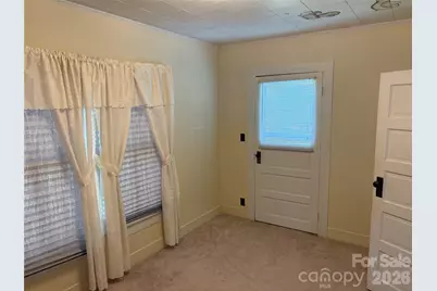 114 Hampton Street, Chester, SC 29706 - Photo 19