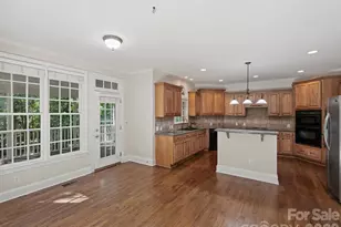 7705 Stonehaven Dr, Waxhaw, NC 28173 - Photo 15
