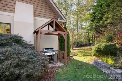211 South Plains Drive, Asheville, NC 28803 - Photo 15