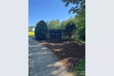 902 Barrington Drive NE, Lenoir, NC 28645 - Photo 1