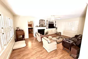 5915 Shumard Oak Ln, Charlotte, NC 28226 - Photo 13