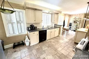 5915 Shumard Oak Ln, Charlotte, NC 28226 - Photo 5
