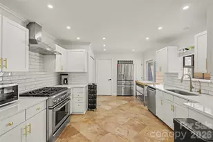 9006 St Croix Ln, Charlotte, NC 28277 - Photo 7