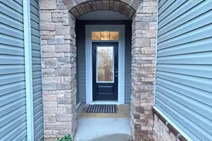 12237 Gambrell Dr, Charlotte, NC 28278 - Photo 3