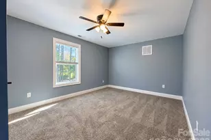6519 Pargo Rd, Charlotte, NC 28216 - Photo 17