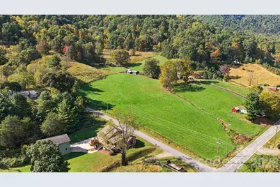 000 Beaverdam Road, Canton, NC 28716 - Photo 1