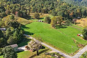 000 Beaverdam Rd, Canton, NC 28716 - Photo 1