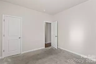 133 Sandtrap Dr, Statesville, NC 28677 - Photo 25