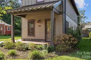 205 N Johnson St, Brevard, NC 28712 - Photo 37