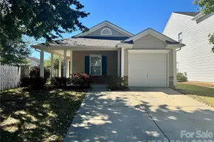 2122 Buckleigh Dr, Charlotte, NC 28215 - Photo 1