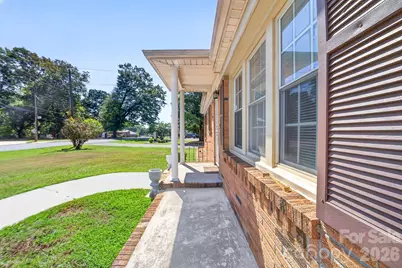 1341 Bradford Heights Drive, Gastonia, NC 28054 - Photo 5