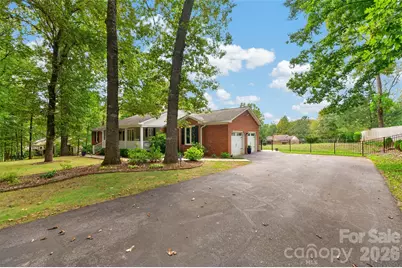 1660 Fairway Drive, Newton, NC 28658 - Photo 25