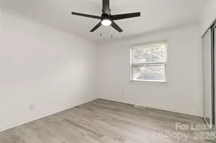 1022 Delmar Ln, Charlotte, NC 28217 - Photo 13