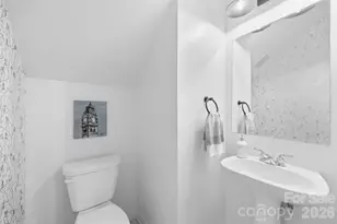 976 Park Slope Dr, Charlotte, NC 28209 - Photo 15