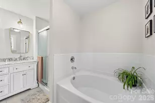 976 Park Slope Dr, Charlotte, NC 28209 - Photo 19