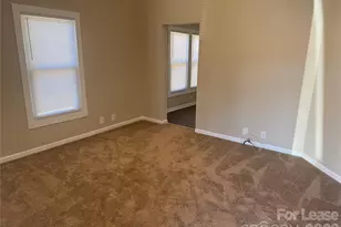 126 2nd Ave, Statesville, NC 28677 - Photo 3