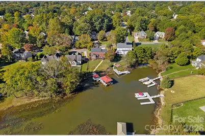 220 Chandeleur Drive, Mooresville, NC 28117 - Photo 33