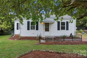 915 Skyway Dr, Kannapolis, NC 28083 - Photo 1